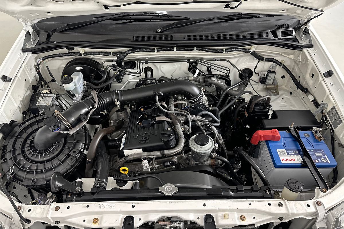 2010 Toyota HILUX WORKMATE TGN16R 09 UPGRADE REAR WHEEL DRIVE