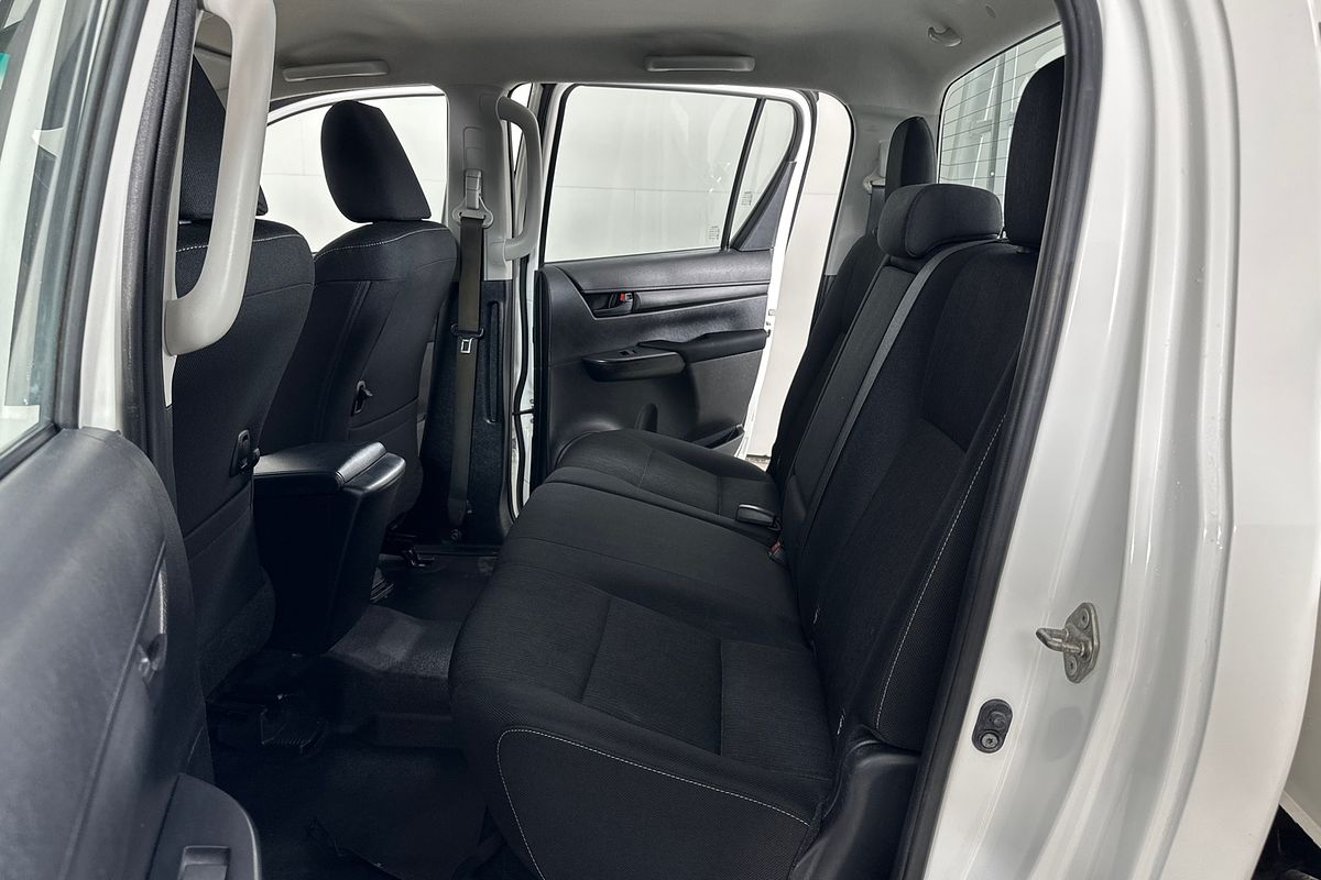 2022 Toyota HILUX SR (4x4) GUN126R 4X4