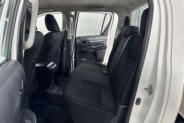 2022 Toyota HILUX SR (4x4) GUN126R 4X4