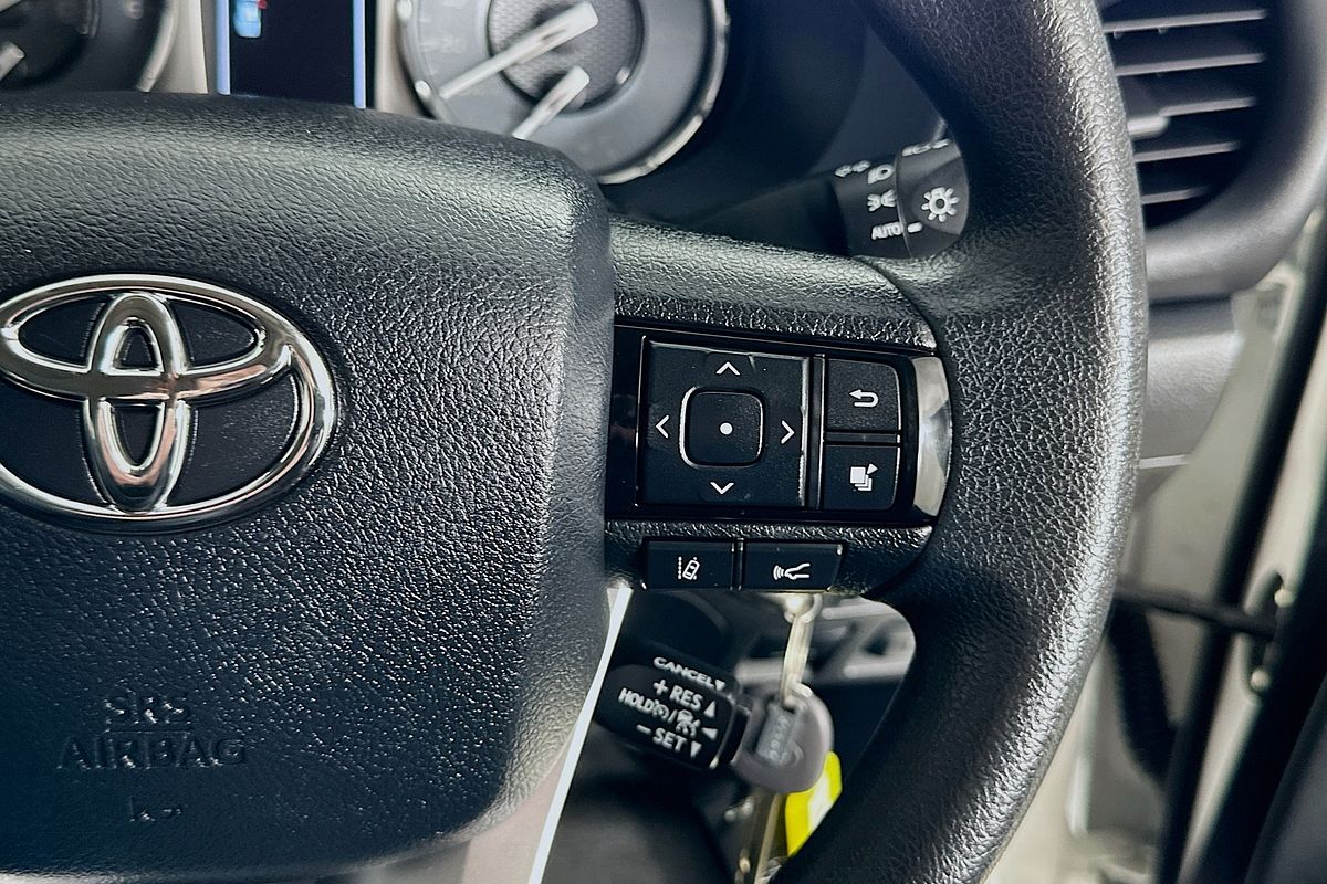 2021 Toyota HILUX SR (4x4) GUN126R 4X4