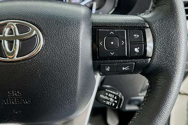 2021 Toyota HILUX SR5 (4x4) GUN126R FACELIFT 4X4