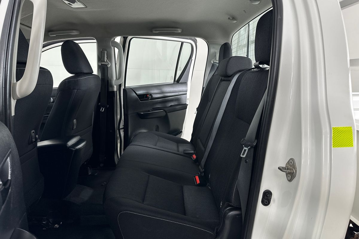 2021 Toyota HILUX SR (4x4) GUN126R 4X4