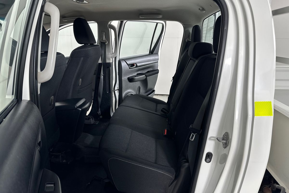 2021 Toyota HILUX SR (4x4) GUN126R 4X4