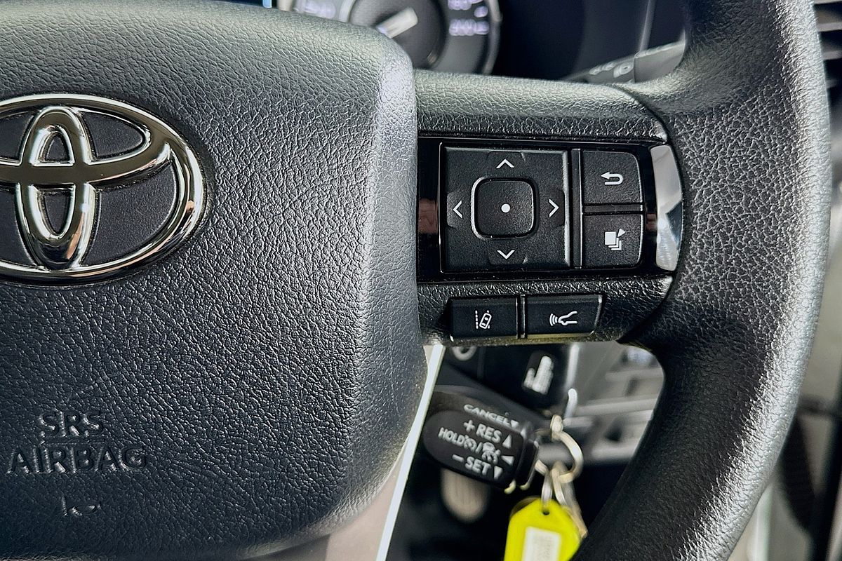 2024 Toyota HILUX SR (4x4) GUN126R 4X4