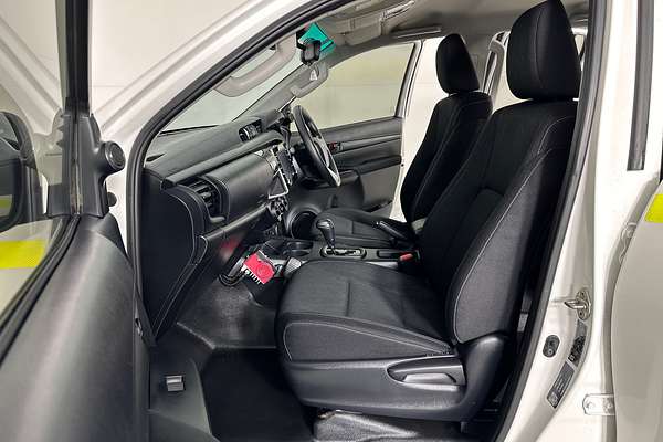 2022 Toyota HILUX SR (4x4) GUN126R 4X4