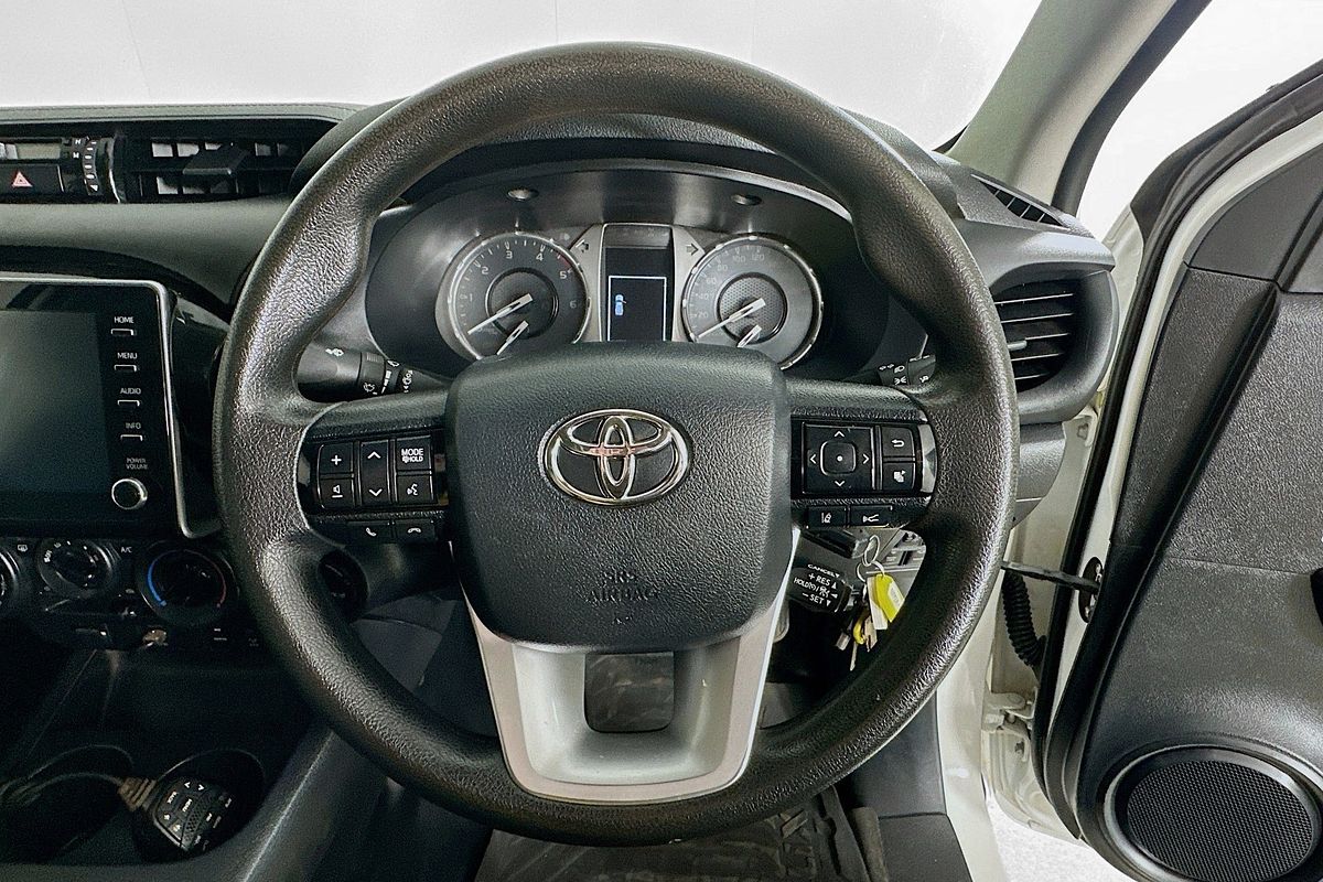 2022 Toyota HILUX SR (4x4) GUN126R 4X4