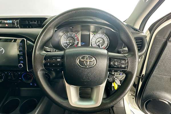 2021 Toyota HILUX SR (4x4) GUN126R 4X4