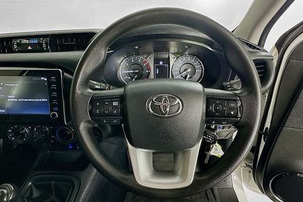 2022 Toyota HILUX SR (4x4) GUN126R 4X4