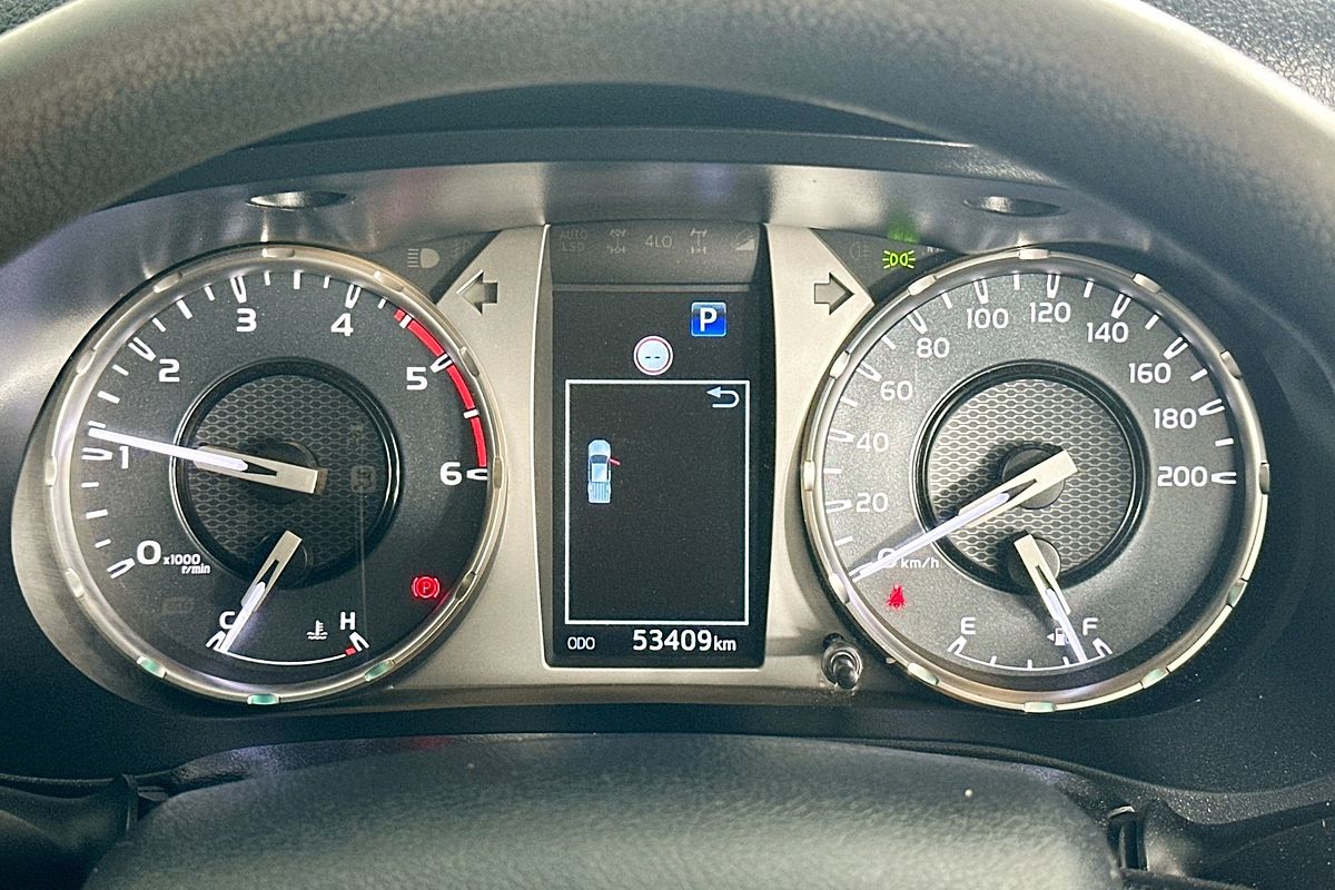2022 Toyota HILUX SR (4x4) GUN126R 4X4