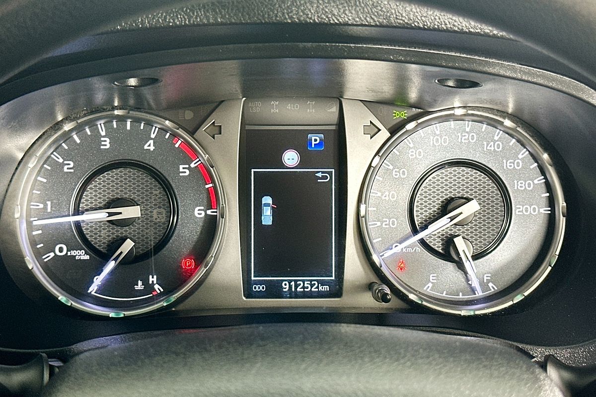 2022 Toyota HILUX SR (4x4) GUN126R 4X4