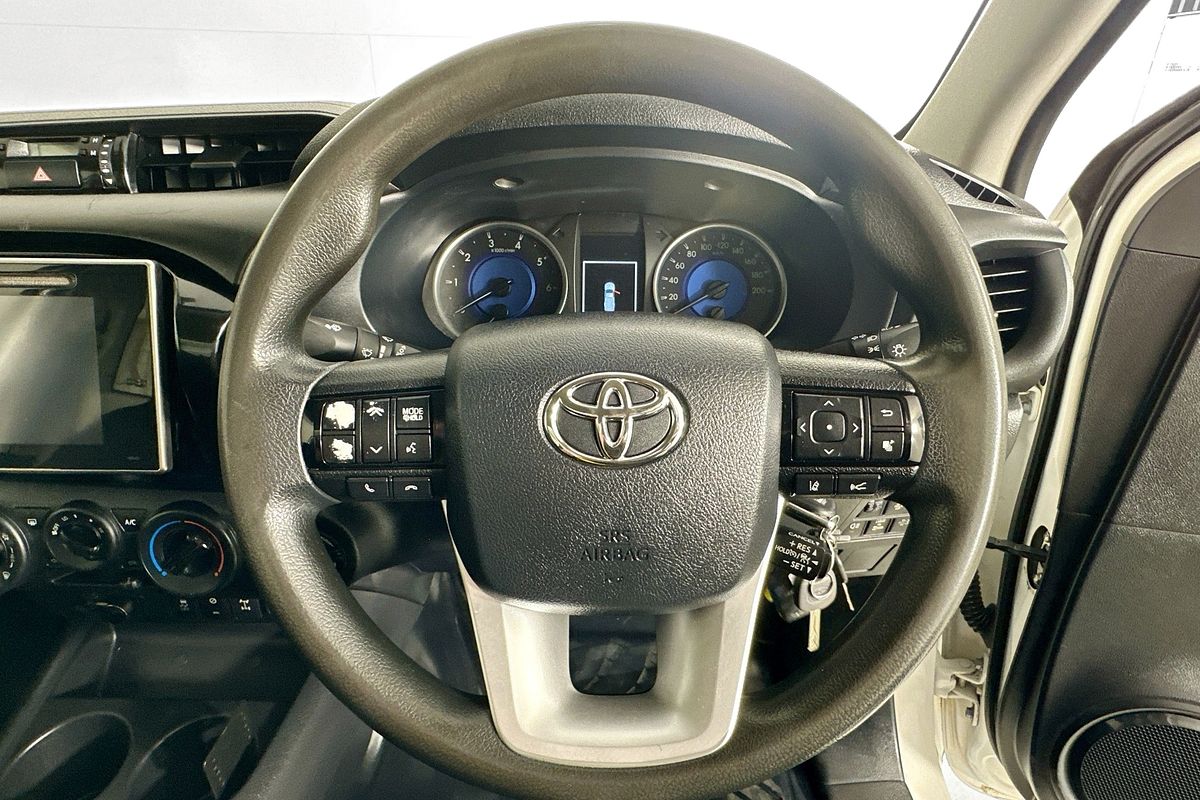 2019 Toyota HILUX SR (4x4) GUN126R MY19 4X4