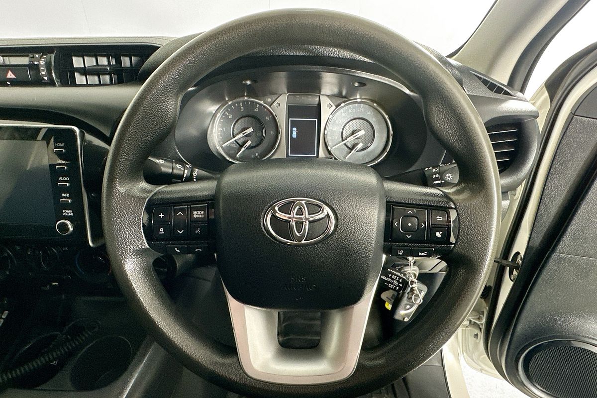2021 Toyota HILUX SR (4x4) GUN126R 4X4