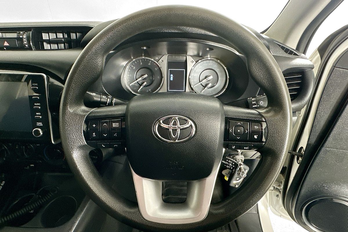 2021 Toyota HILUX SR (4x4) GUN126R 4X4