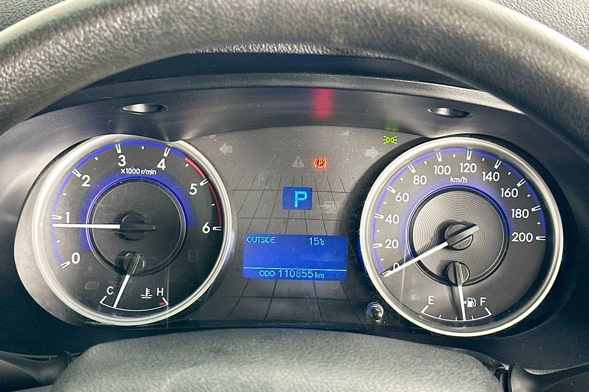 2017 Toyota HILUX SR (4x4) GUN126R 4X4