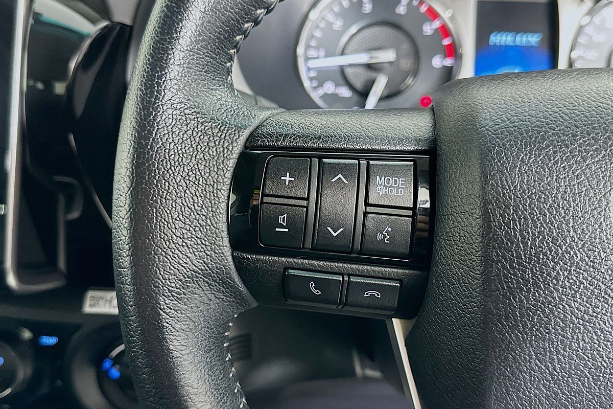 2024 Toyota Hilux SR5 (4x4) GUN126R 4X4