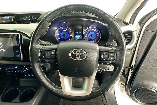 2020 Toyota HILUX SR5 (4x4) GUN126R MY19 UPGRADE 4X4