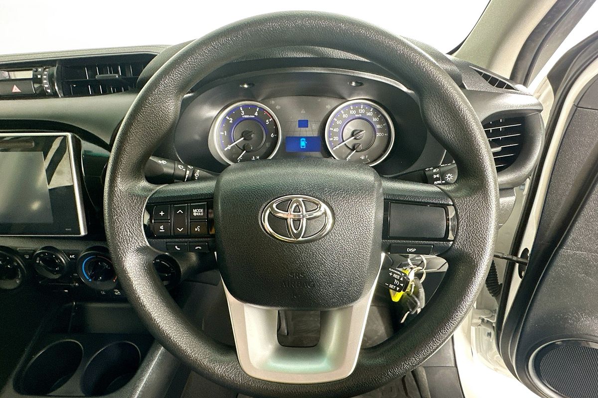 2018 Toyota HILUX SR (4x4) GUN126R MY17 4X4