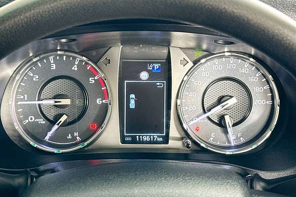 2022 Toyota HILUX SR (4x4) GUN126R 4X4