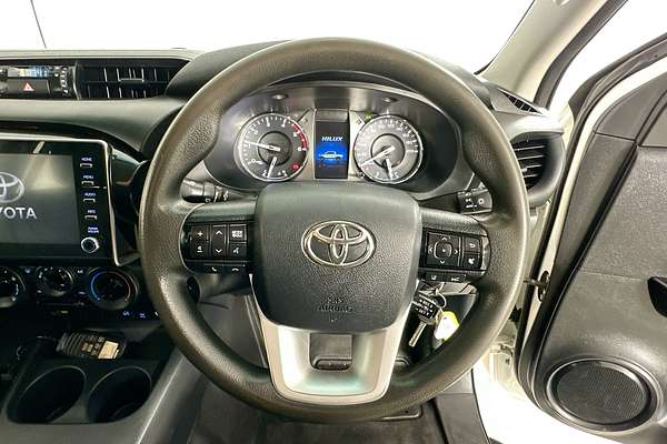 2021 Toyota HILUX SR (4x4) GUN126R FACELIFT 4X4