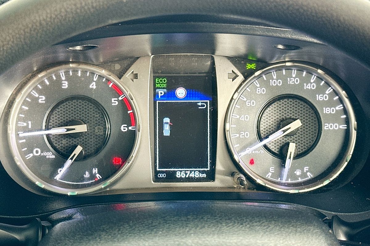 2021 Toyota HILUX SR (4x4) GUN126R FACELIFT 4X4