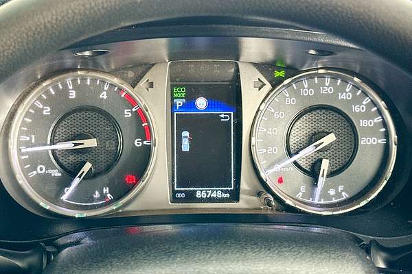 2021 Toyota HILUX SR (4x4) GUN126R FACELIFT 4X4