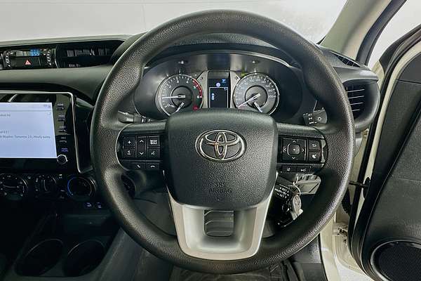 2022 Toyota HILUX SR (4x4) GUN126R 4X4