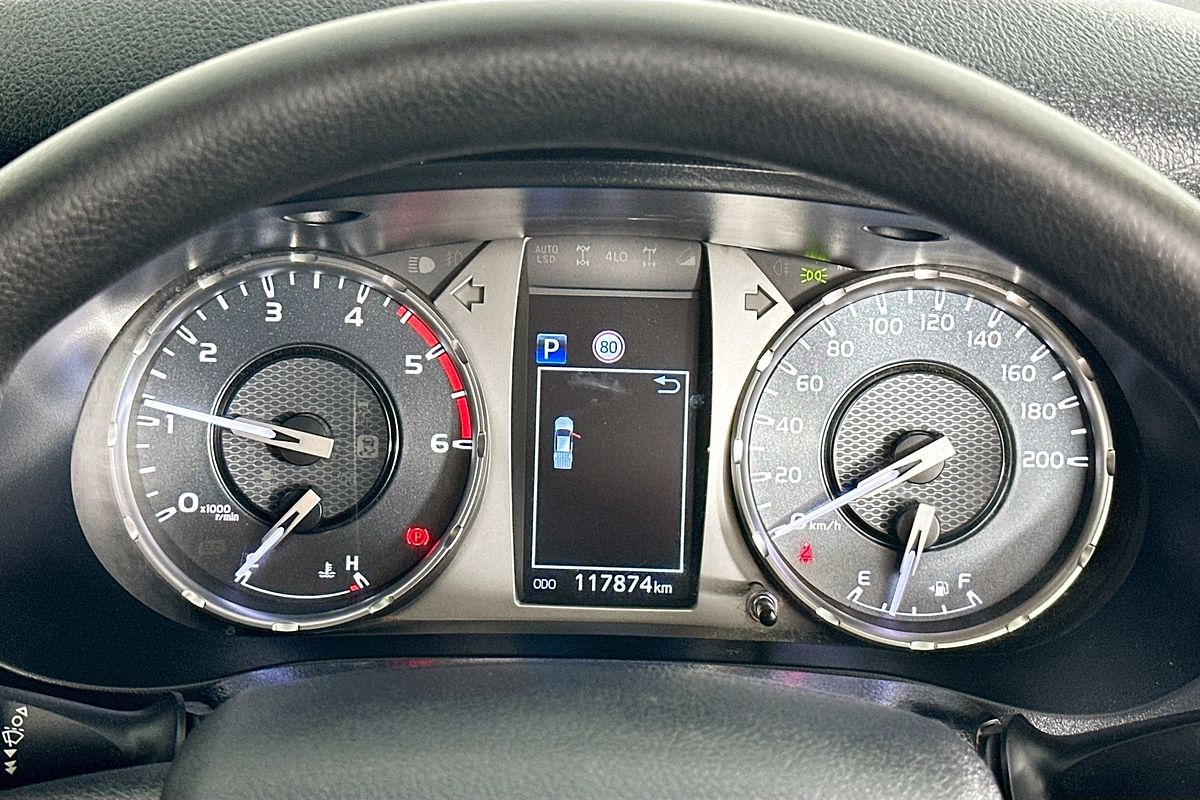 2021 Toyota HILUX SR (4x4) GUN126R 4X4