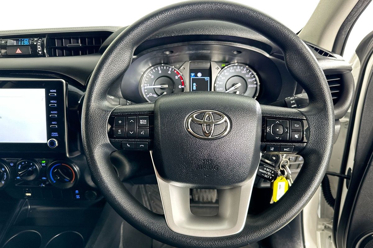 2021 Toyota HILUX SR (4x4) GUN126R 4X4