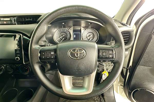 2024 Toyota HILUX SR (4x4) GUN126R 4X4