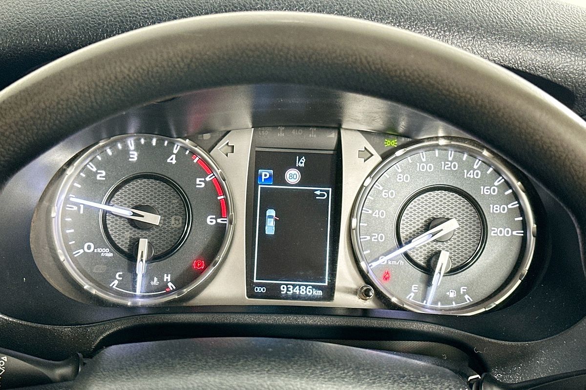 2021 Toyota HILUX SR (4x4) GUN126R FACELIFT 4X4