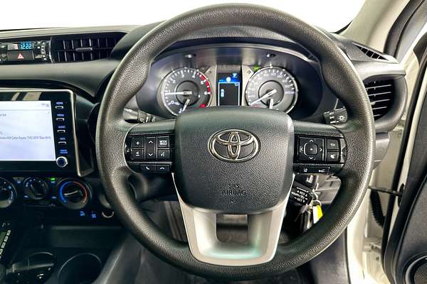 2022 Toyota HILUX SR (4x4) GUN126R 4X4