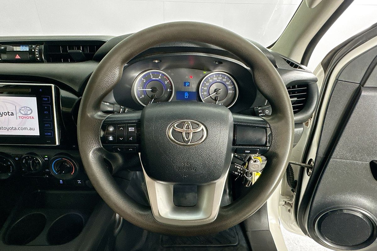 2018 Toyota HILUX SR (4x4) GUN126R MY17 4X4