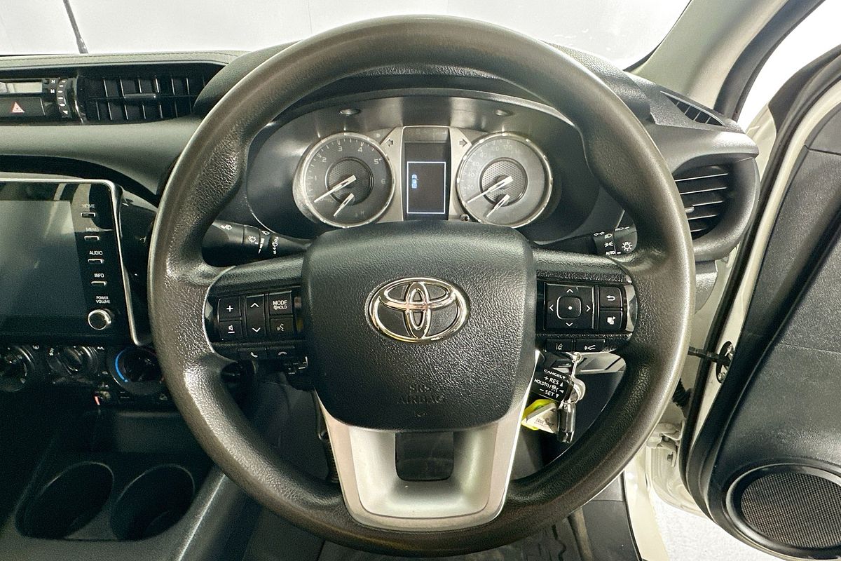 2022 Toyota HILUX SR (4x4) GUN126R 4X4