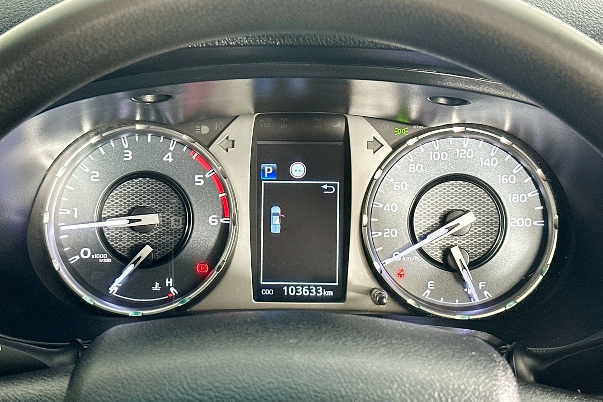 2021 Toyota HILUX SR (4x4) GUN126R FACELIFT 4X4