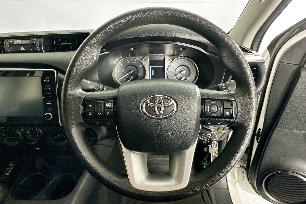 2023 Toyota HILUX SR (4x4) GUN126R 4X4