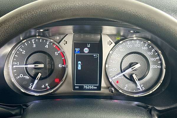 2021 Toyota HILUX SR (4x4) GUN126R FACELIFT 4X4