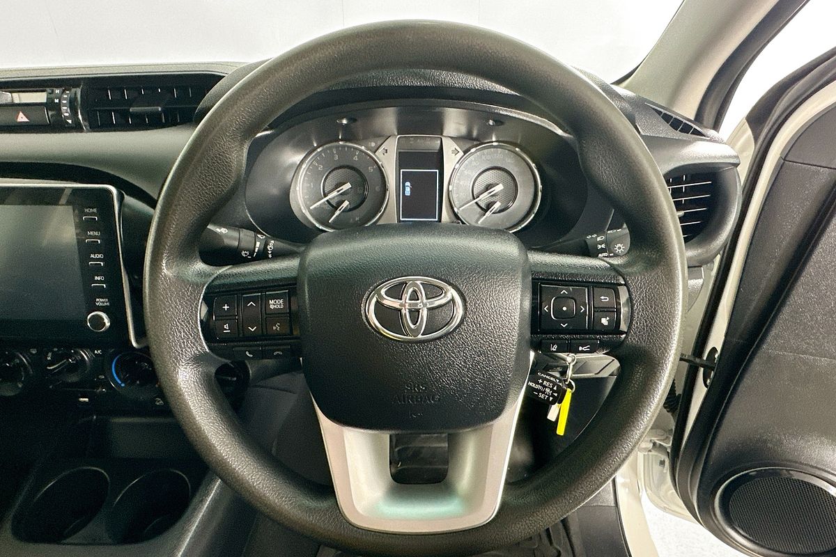 2022 Toyota HILUX SR (4x4) GUN126R 4X4
