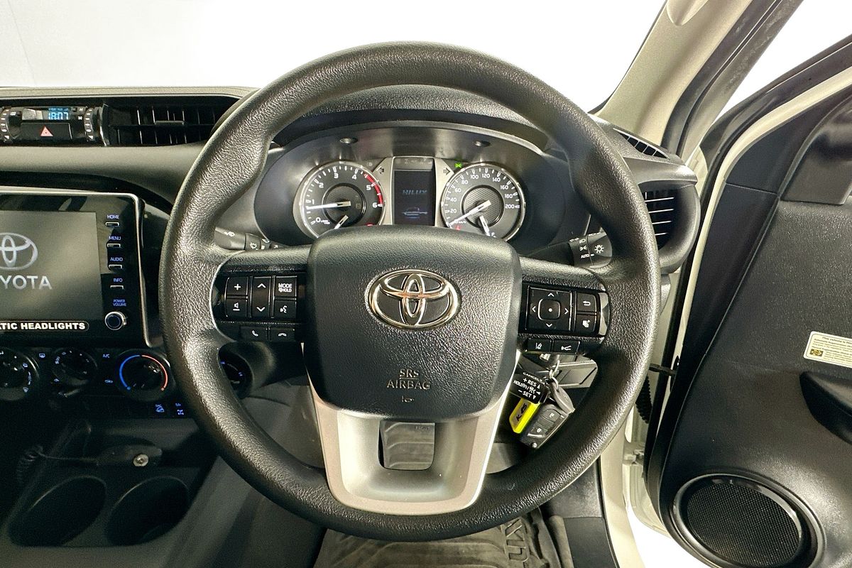 2022 Toyota HILUX SR (4x4) GUN126R 4X4