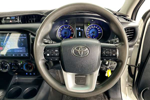 2019 Toyota HILUX SR (4x4) GUN126R MY19 4X4