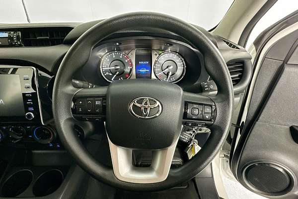 2023 Toyota HILUX SR (4x4) GUN126R 4X4