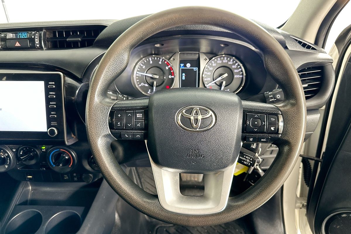 2021 Toyota HILUX SR (4x4) GUN126R 4X4