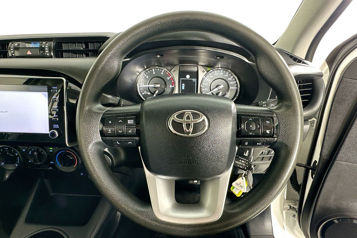 2020 Toyota HILUX WORKMATE HI-RIDER GUN135R FACELIFT 4x2