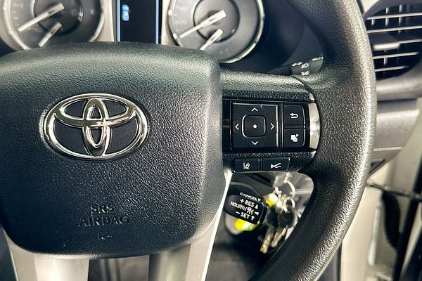 2022 Toyota HILUX SR (4x4) GUN126R 4X4