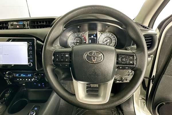 2025 Toyota HILUX SR 48V (4x4) GUN126R RC 4X4