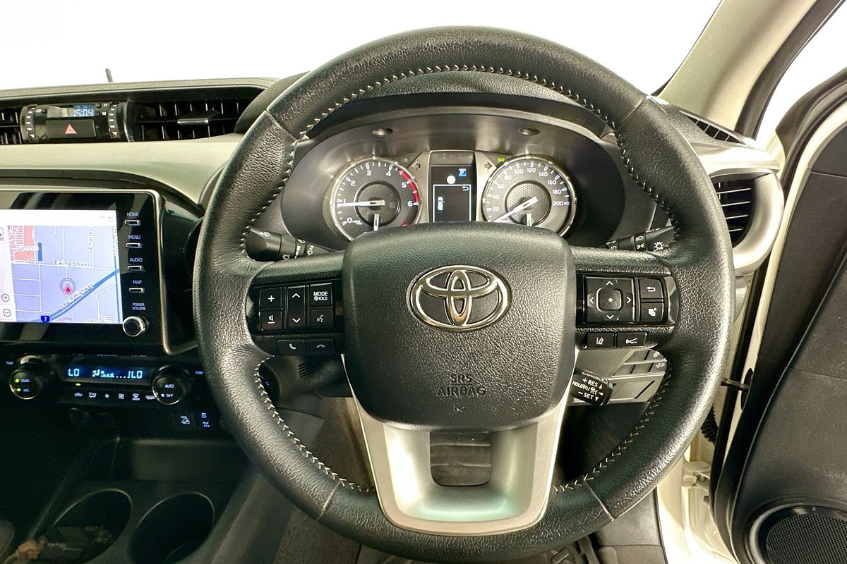 2021 Toyota HILUX SR5 (4x4) GUN126R 4X4