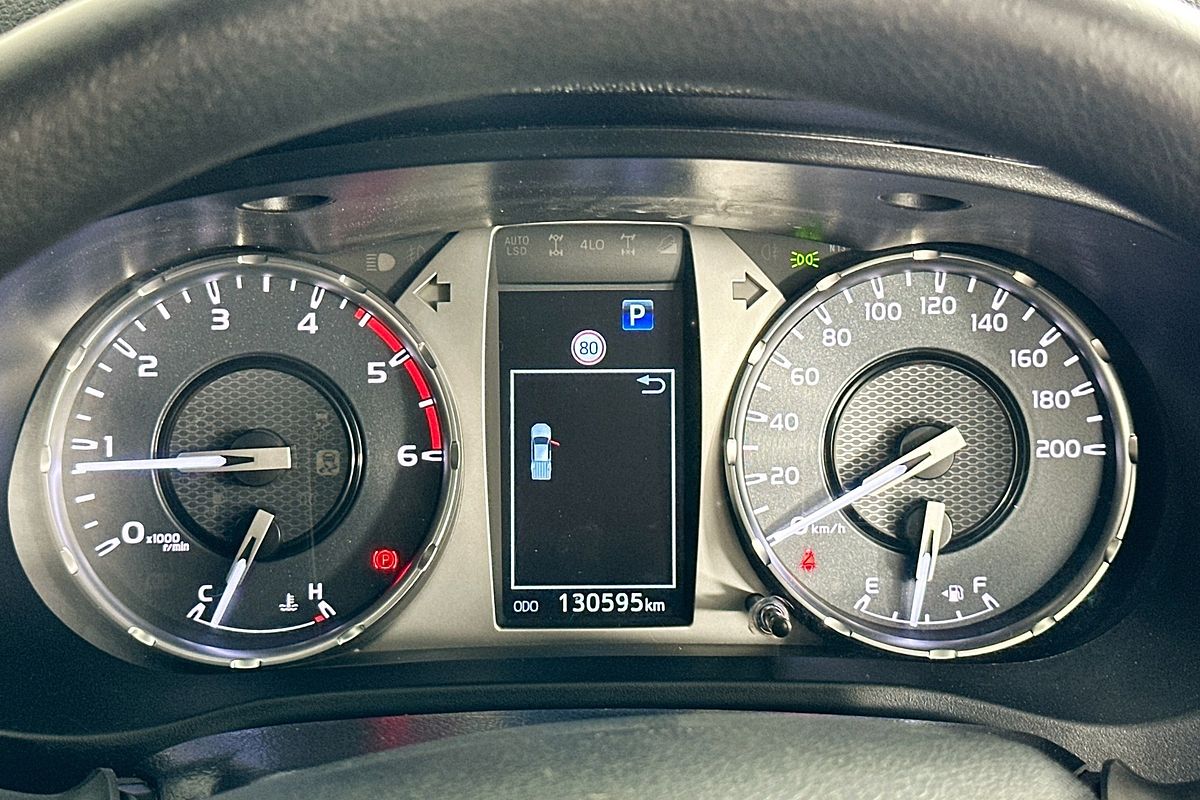 2021 Toyota HILUX SR (4x4) GUN126R FACELIFT 4X4