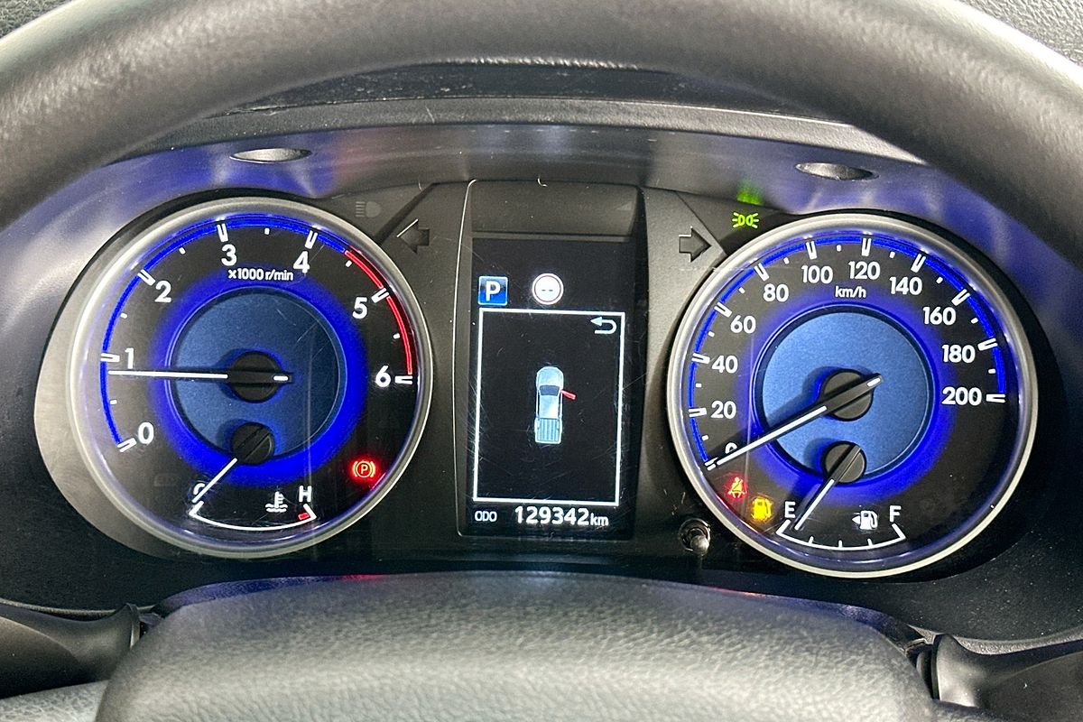 2020 Toyota HILUX SR (4x4) GUN126R MY19 UPGRADE 4X4