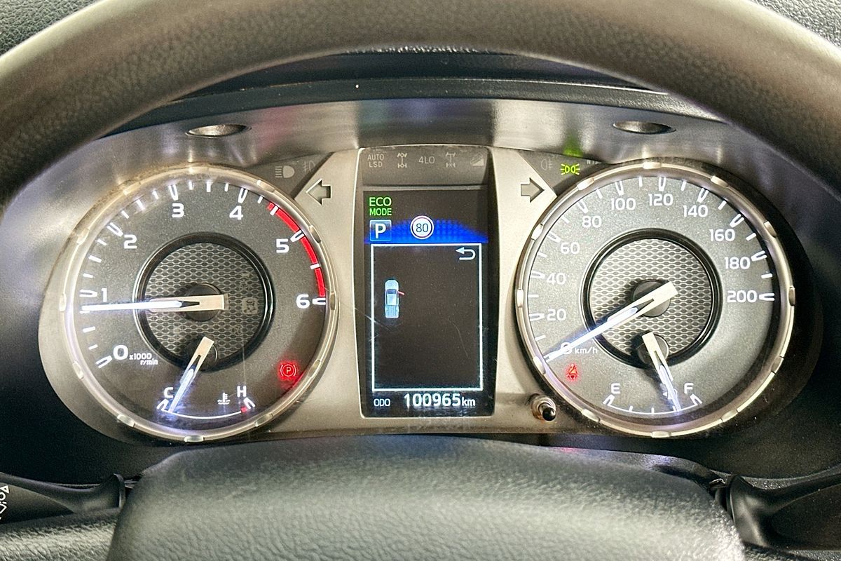 2021 Toyota HILUX SR (4x4) GUN126R FACELIFT 4X4