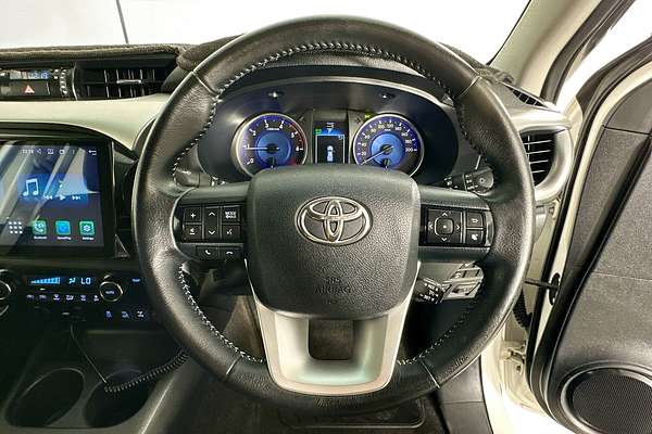2018 Toyota HILUX SR5 (4x4) GUN126R MY17 4X4