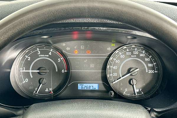 2016 Toyota Hilux WORKMATE GUN122R REAR WHEEL DRIVE